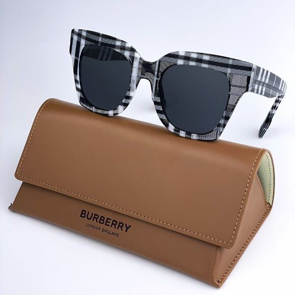 NEW Burberry BE4364 KITTY 399487 Check White/BlackGradient Unisex Sunglasses